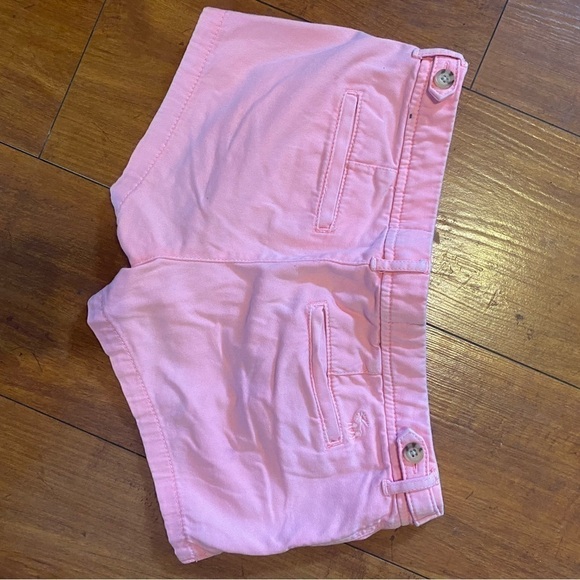 A&F light pink shorts size 2 m, waist 26 - Picture 3 of 4